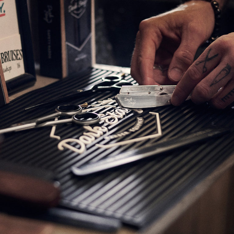 DARK STAG Barbers Mat