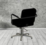 REM Avalon Hydraulic Styling Chair in Black