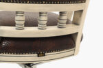 WBX Pompadour Hydraulic Styling Chair - Image 4